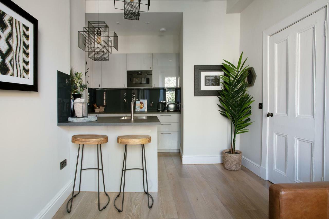 Holyrood Park City Centre Apartment EDI Exterior photo