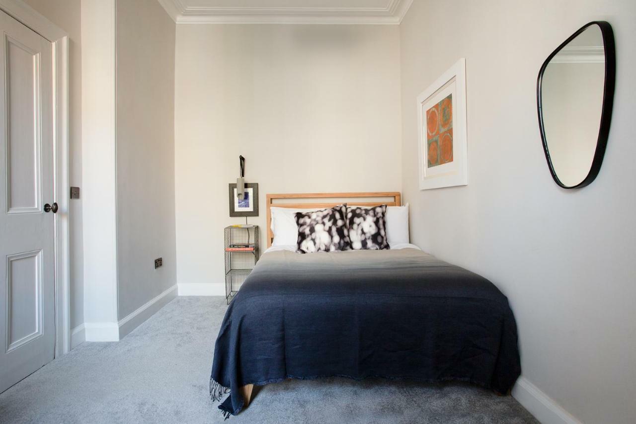 Holyrood Park City Centre Apartment EDI Exterior photo